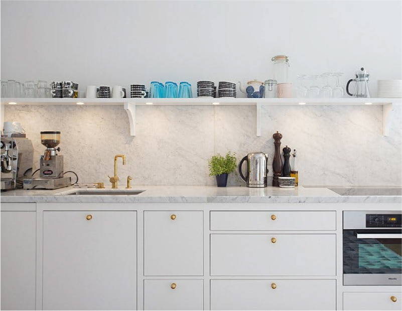 Marble tabletop in the interior of the kitchen