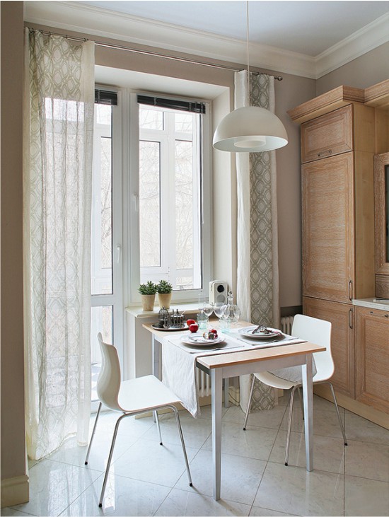 Dining area in the small kitchen