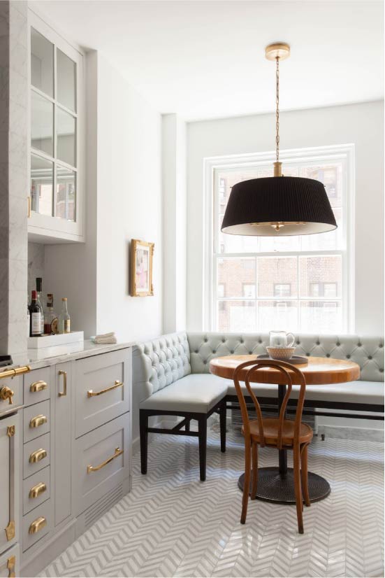 Kitchen in gray tones