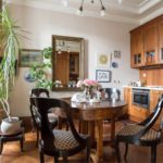 Classic-style wooden kitchen