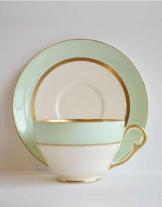 Porcelain dishes with gold leaf