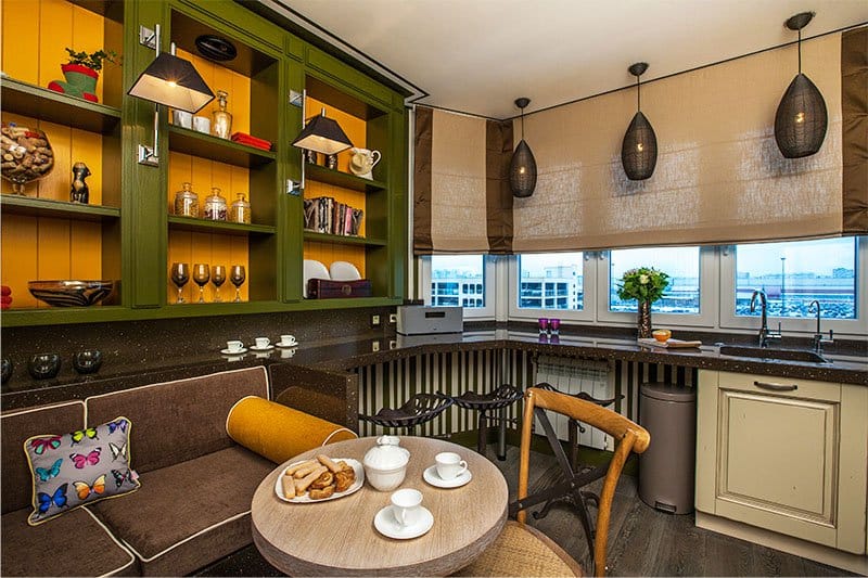 Kitchen with bay window and mini-cabinet