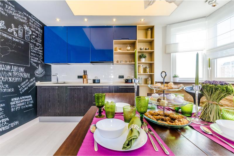 Slate wall in the kitchen interior