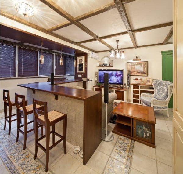 Kitchen-living room, with a bar on the loggia