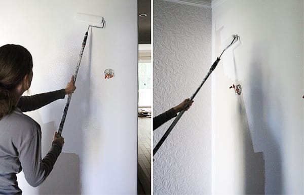 Gluing non-woven wallpaper with their own hands