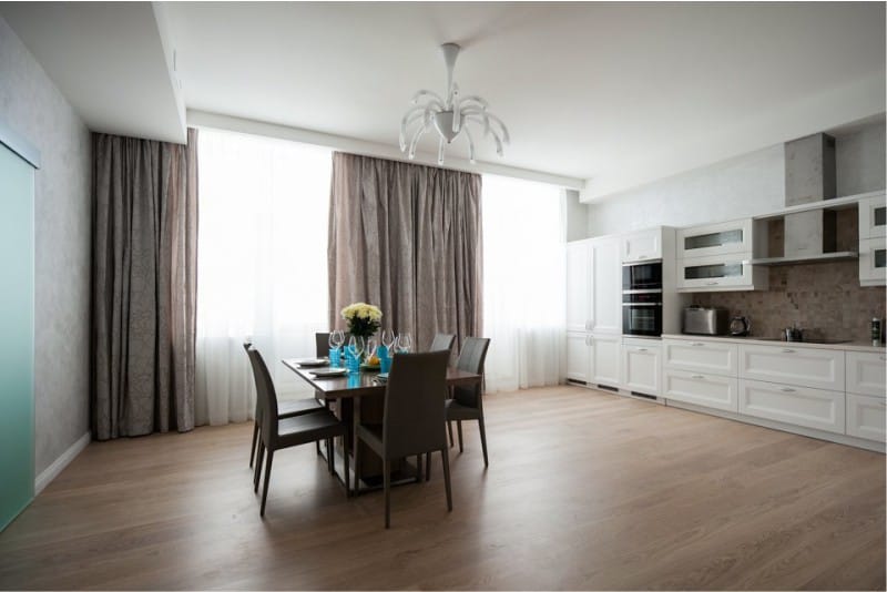 Venetian decorative plaster in the kitchen