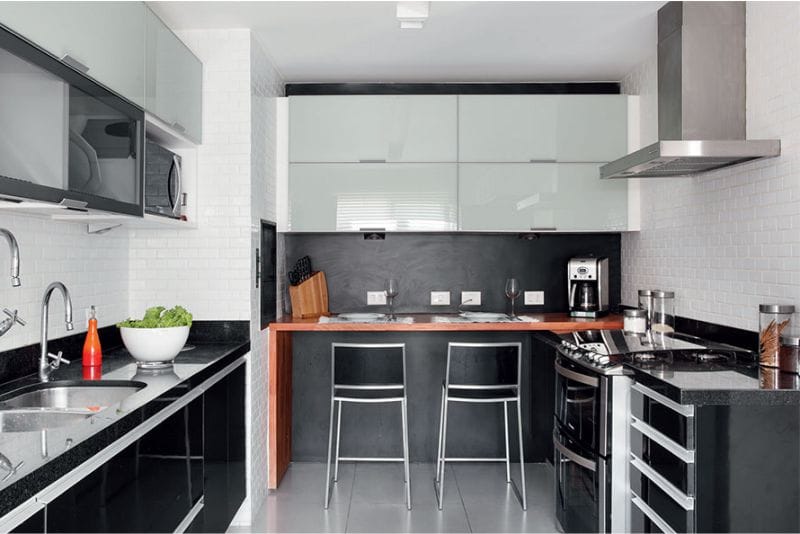 Black and white kitchen