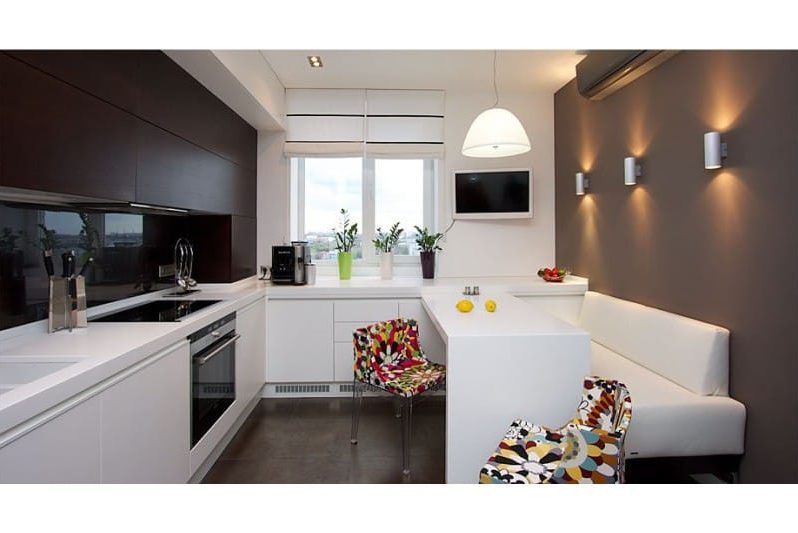 Black and white kitchen