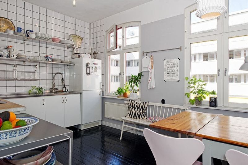 Gray Scandinavian style kitchen