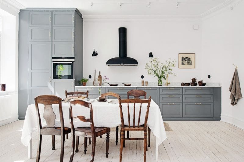 Gray and white in the interior of the kitchen