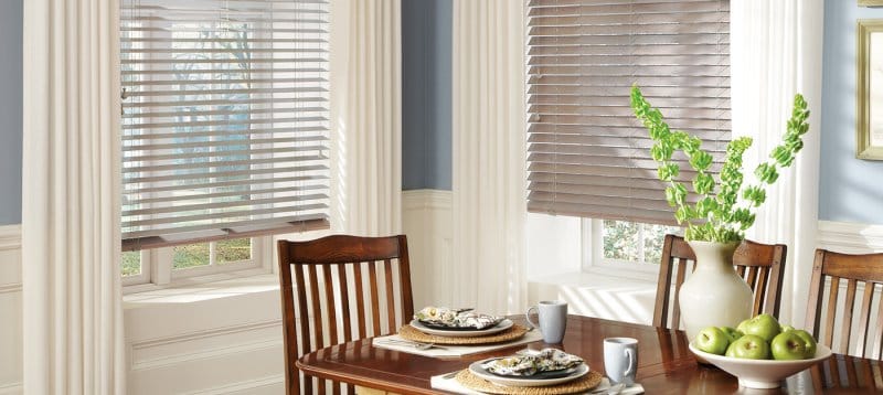 Blinds in the interior of the kitchen