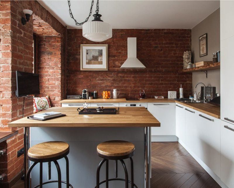 Loft-style kitchen zoning with an island