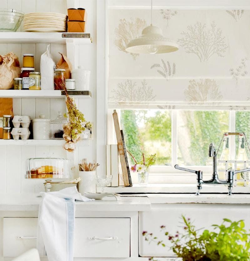 curtains in the interior of the kitchen in the marine style