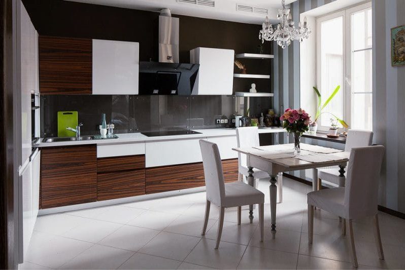 Kitchen set in brown color