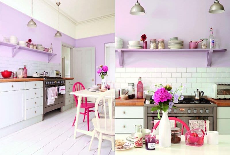 Les murs sont lilas froids à l'intérieur de la cuisine