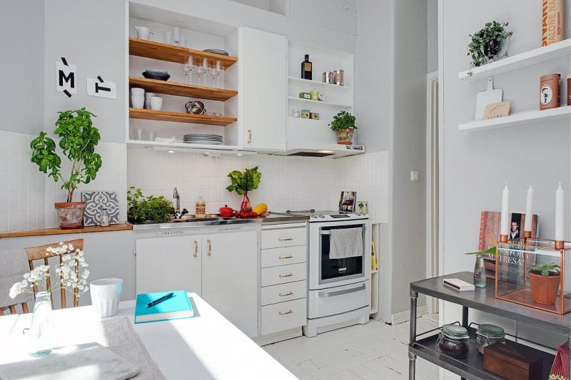 The interior of the kitchen, an area of ​​8.5 square meters. m