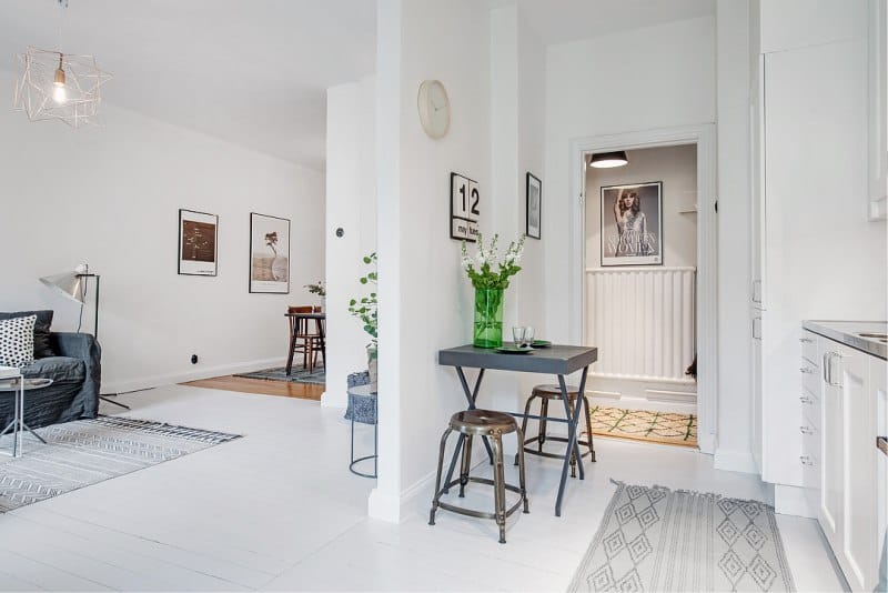 Kitchen-living room of 9.5 square meters. m