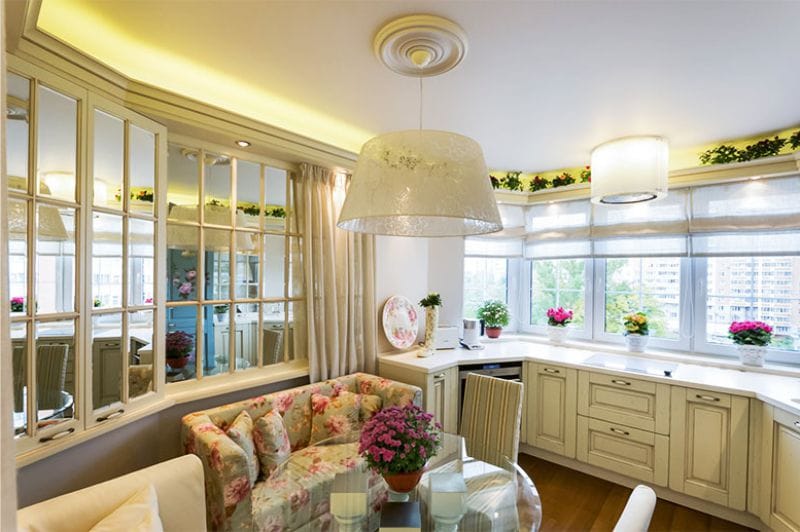 Kitchen with a bay window of 13 square meters. m