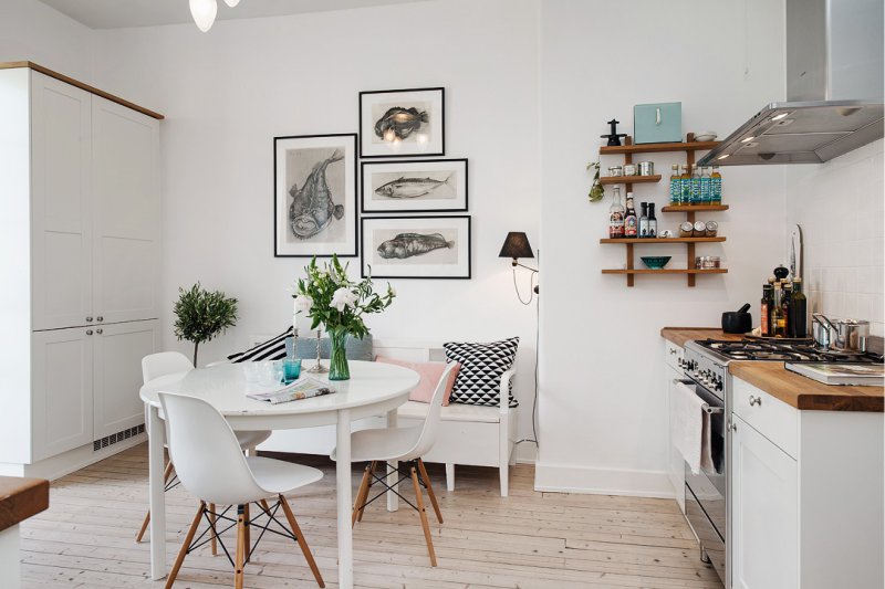 Dining area with bench