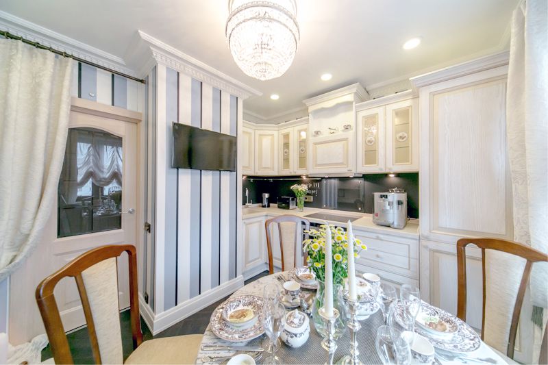 Kitchen with striped wallpaper