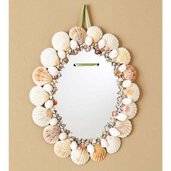 The mirror in the frame, decorated with shells and starfish