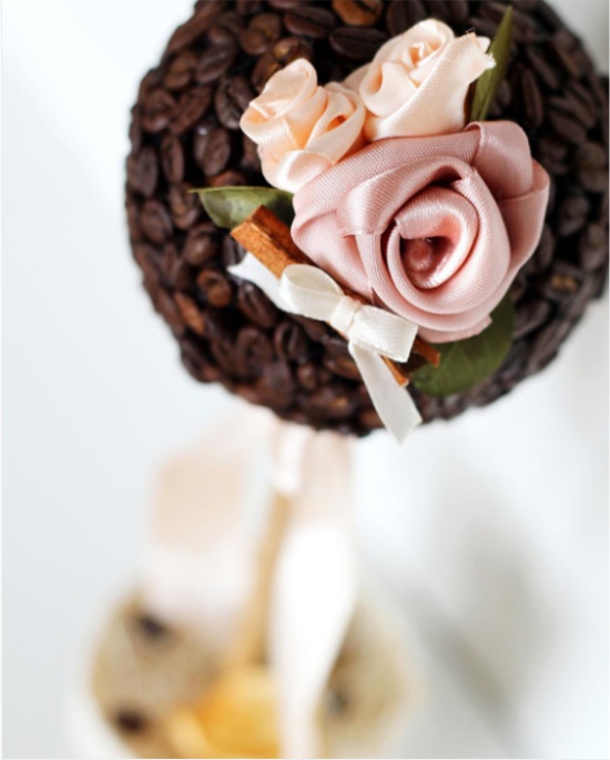 Topiary koffie met bloemen