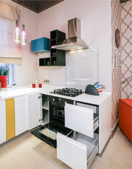 The working area of ​​the kitchen-living room of 20.5 square meters. m