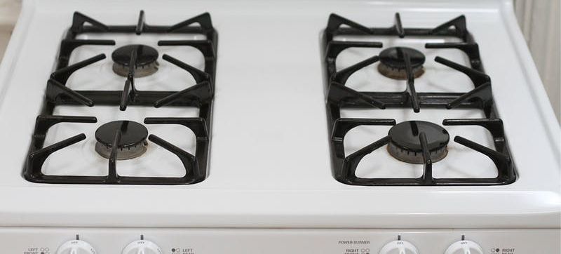 Clean gas stove