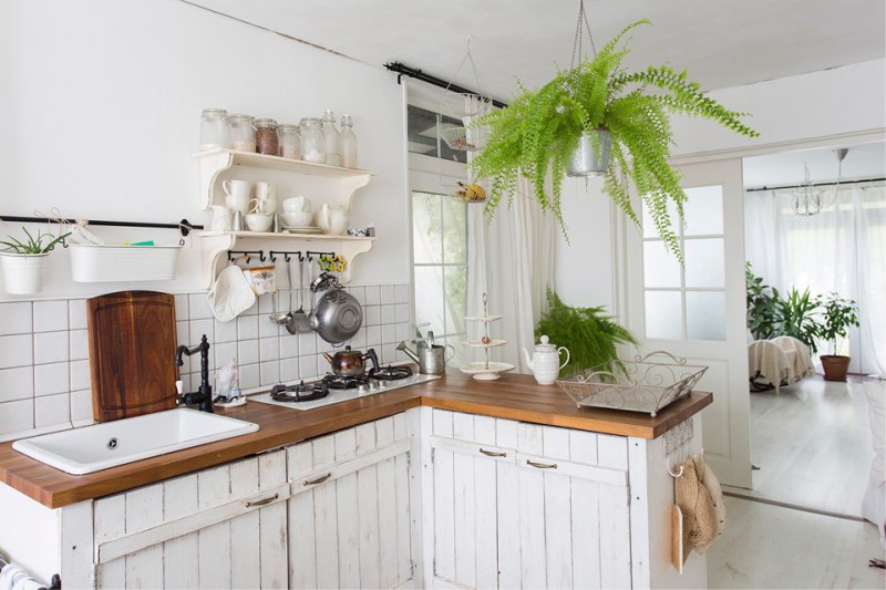 Kitchen with facades from boards