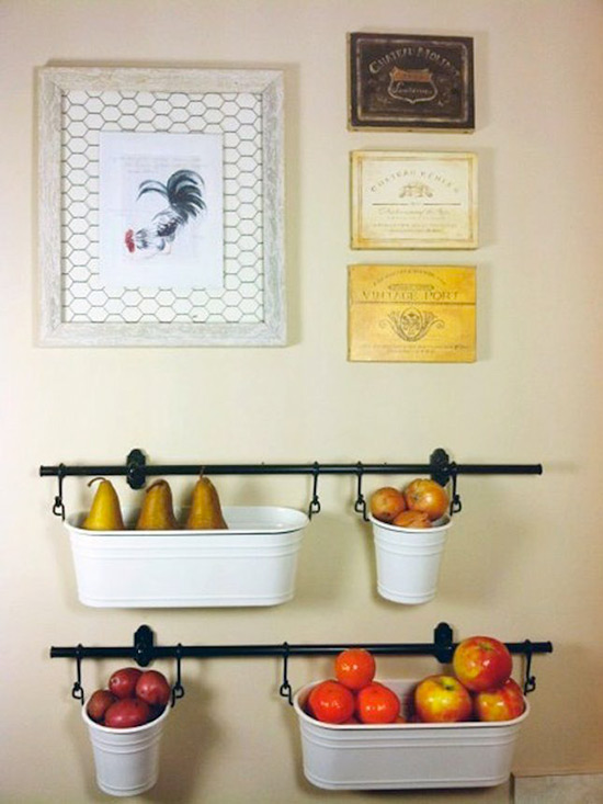 Wall fruit storage