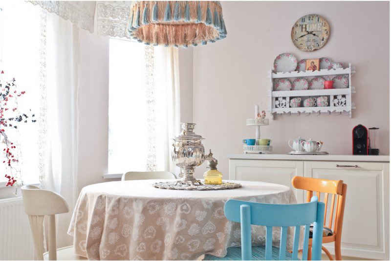 Curtains in the interior of the kitchen