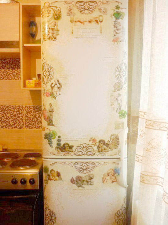 Tủ lạnh decoupage