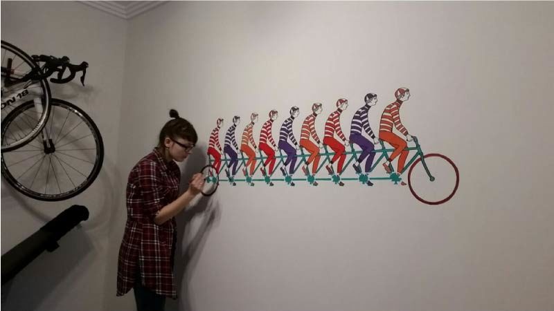 Wall painting with a projector