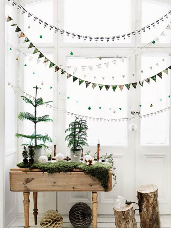 Window decoration garland