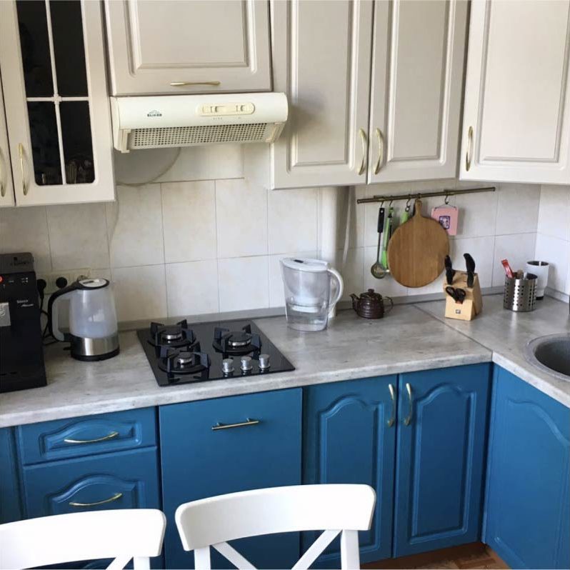 Kitchen after dyeing