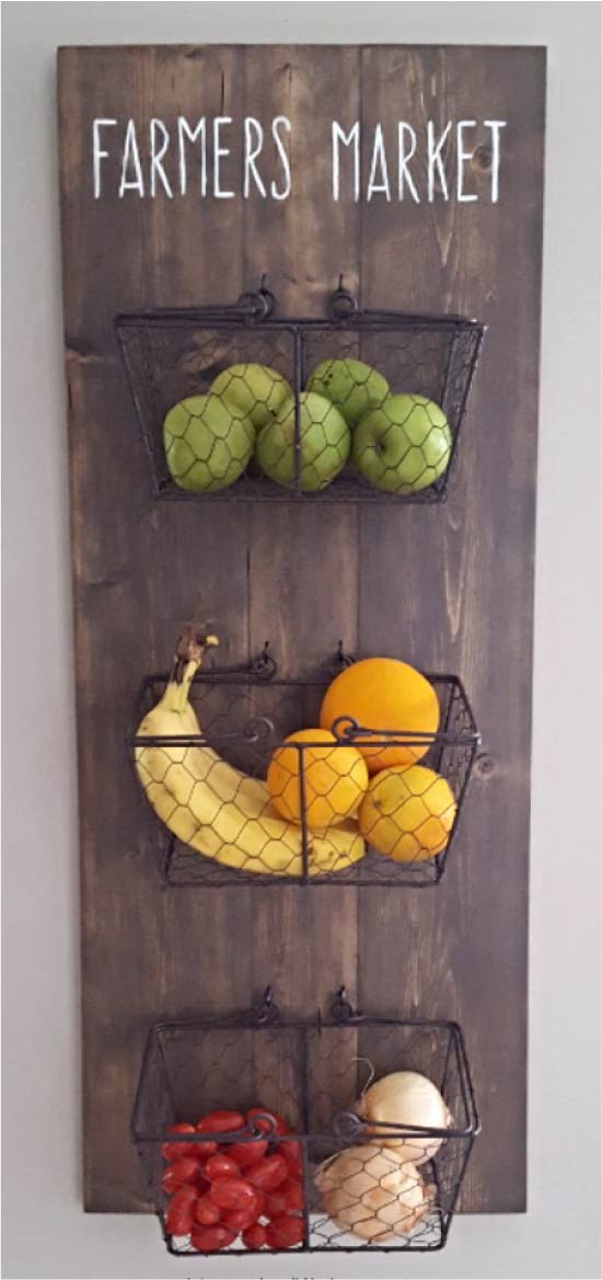 Shelf for storing vegetables and fruits