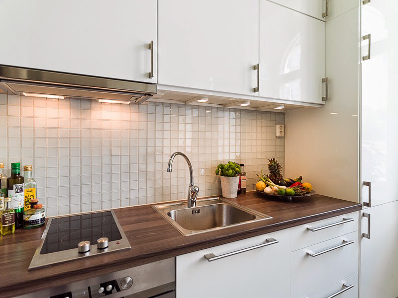 White glossy neoclassical kitchen