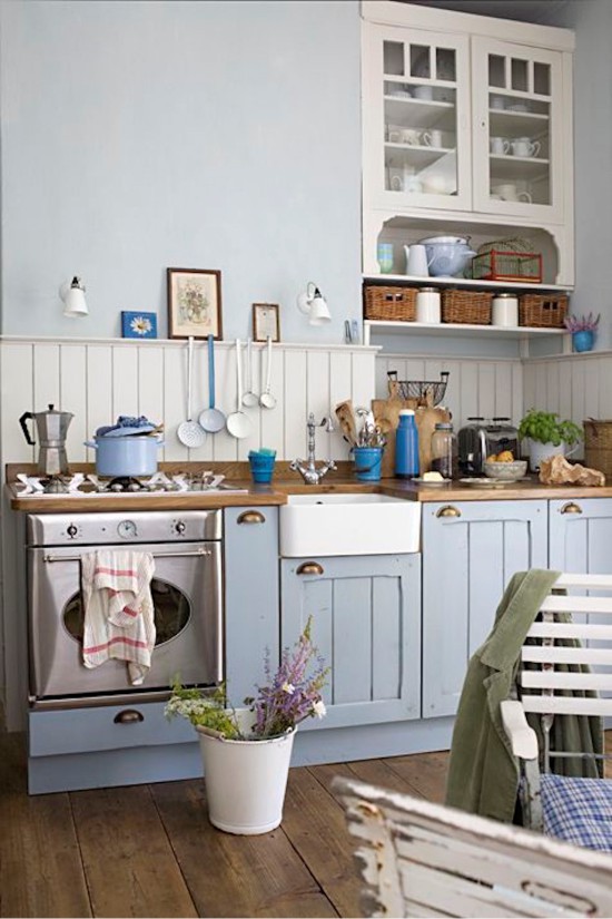 Kitchen worktop and floor of the same color