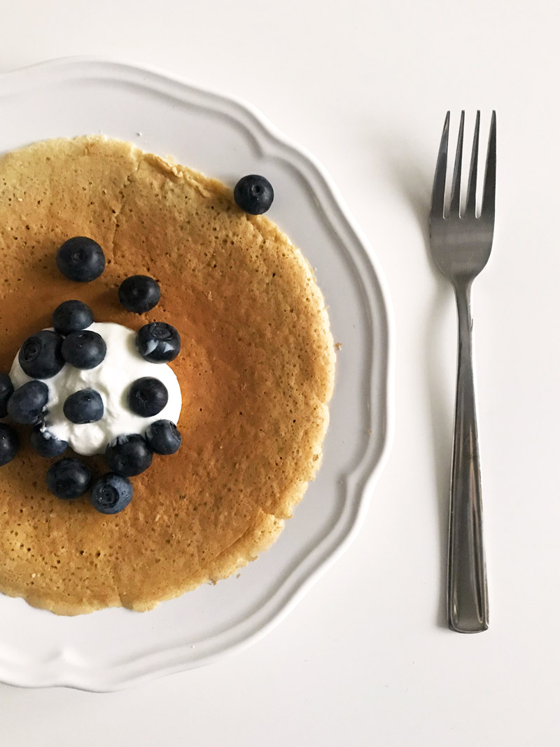 Ovsyanoblin with blueberries